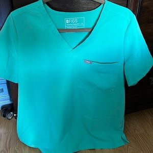 Figs womens one pocket scrub top